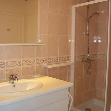 Le Logis Du Chateau Gæstehus Vieillevigne (Loire-Atlantique)