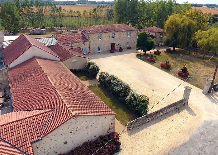 Le Logis Du Chateau Vieillevigne (Loire-Atlantique)