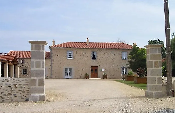 Le Logis Du Chateau Vieillevigne (Loire-Atlantique)